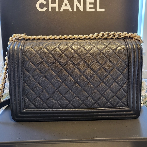 🚫Sold on Ⓜ️🚫Authentic Channel new medium boy bag - Picture 4 of 14